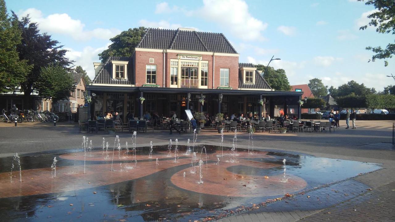 Poort Van De Veluwe Voorthuizen Esterno foto
