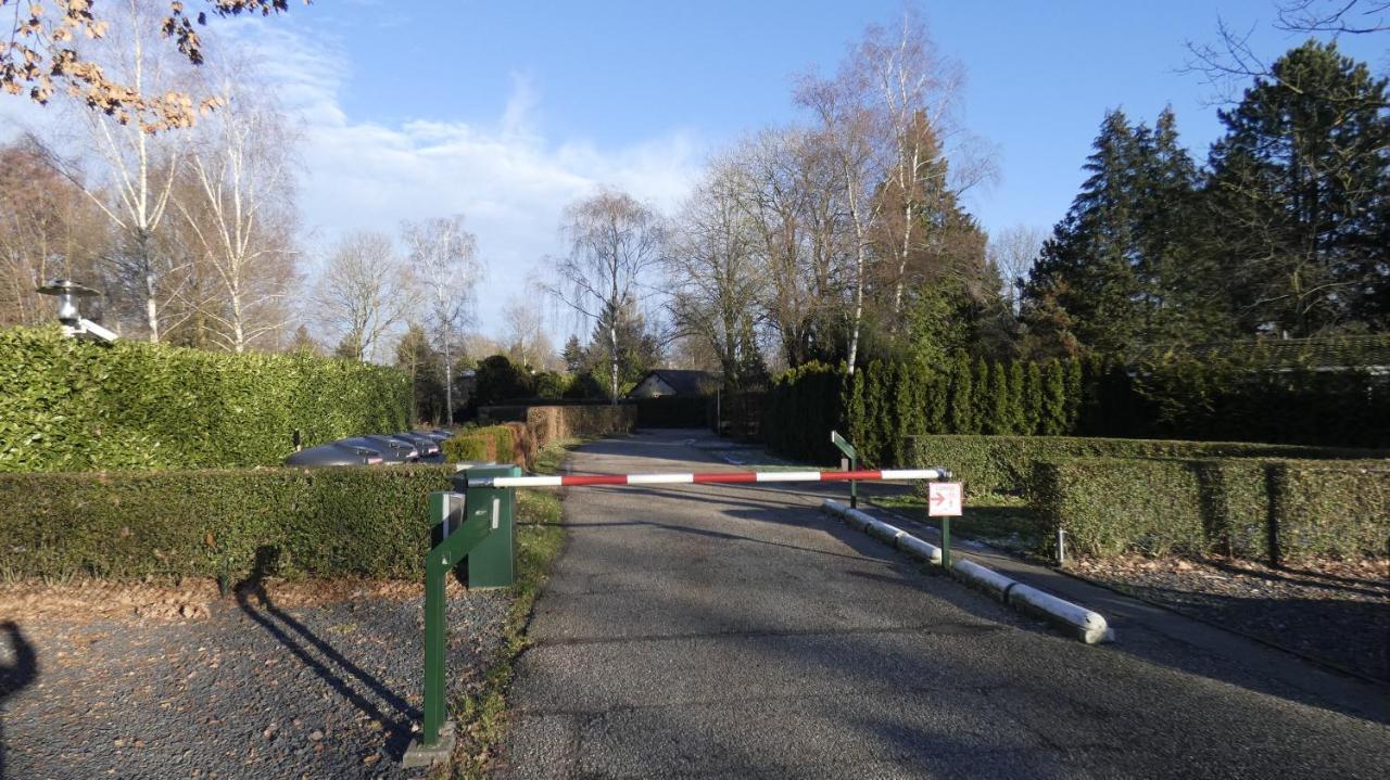 Poort Van De Veluwe Voorthuizen Esterno foto